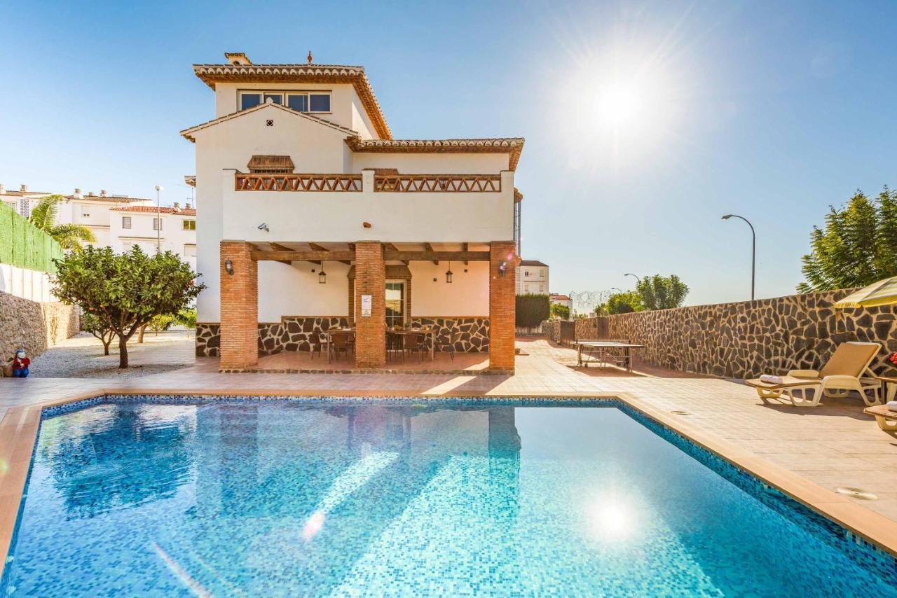 Villa Sol Nerja Bagian luar foto
