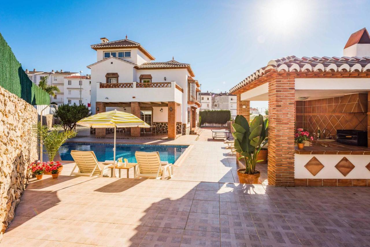 Villa Sol Nerja Bagian luar foto
