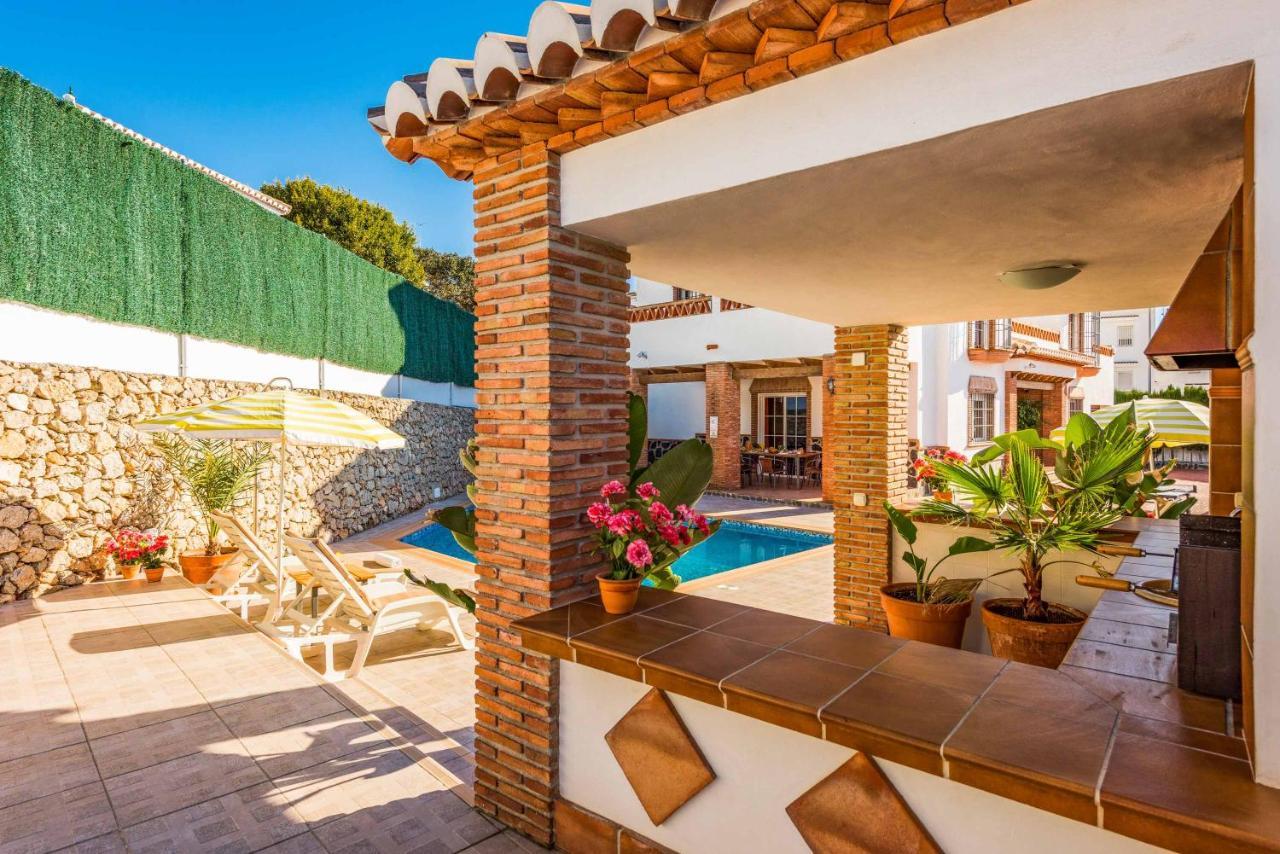 Villa Sol Nerja Bagian luar foto