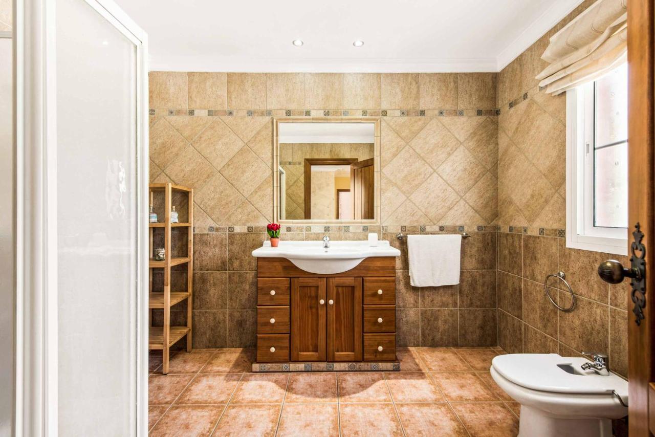 Villa Sol Nerja Bagian luar foto