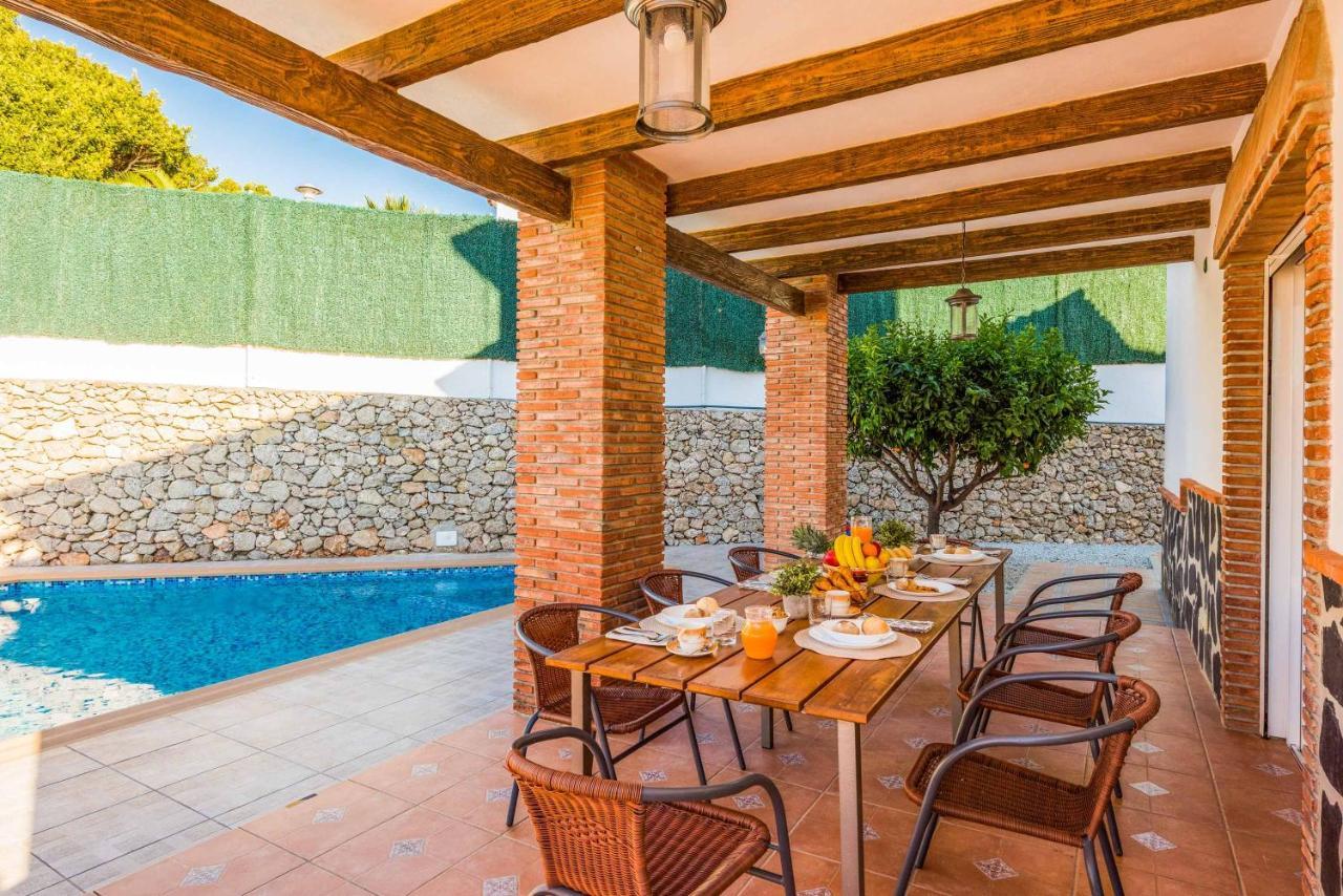 Villa Sol Nerja Bagian luar foto